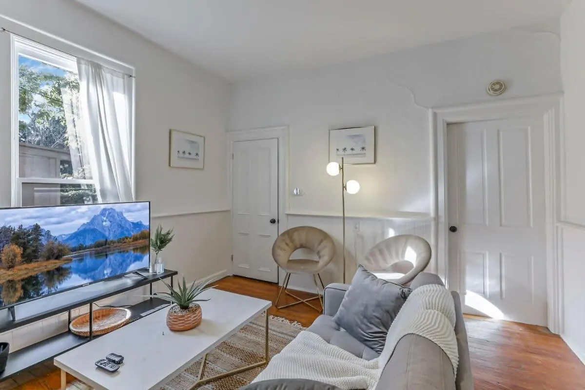 Housepitality - The Short North Sanctuary Apartment Columbus